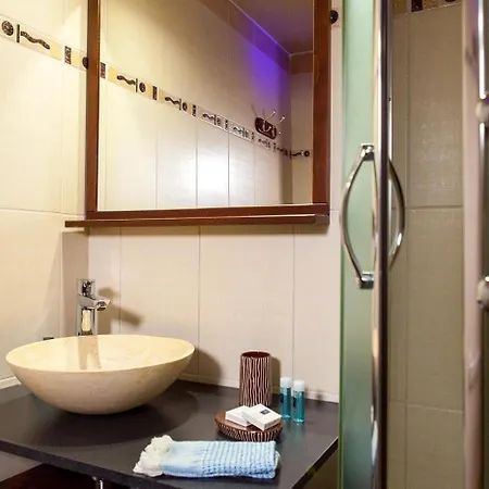 Botel Peniche Mirage-chambre D'hotes