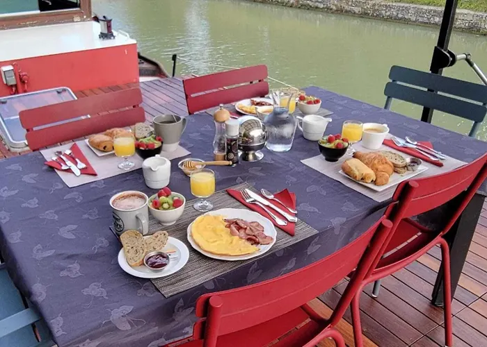 Peniche Mirage-chambre D'hotes Каркассон