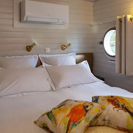 Hotel en barco Peniche Mirage-chambre D'hotes Carcasona
