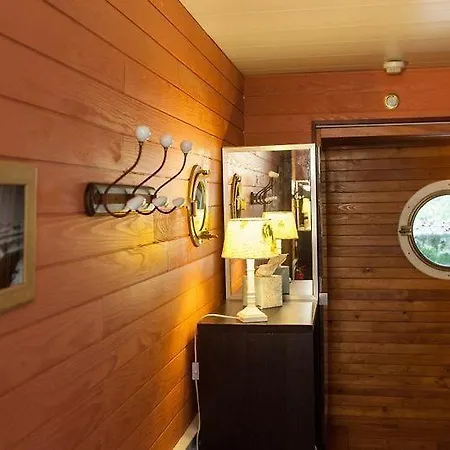 Peniche Mirage-chambre D'hotes Hotel en barco Carcasona