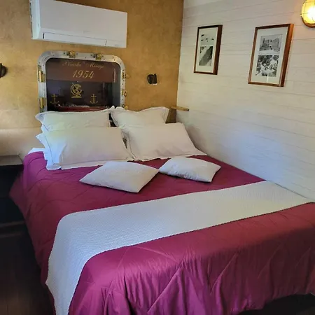 Peniche Mirage-chambre D'hotes Hotel en barco